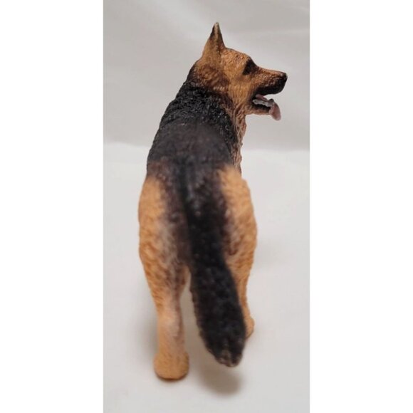 Schleich German Shepherd Dog Resin 3" Long Figurine - Picture 4 of 6
